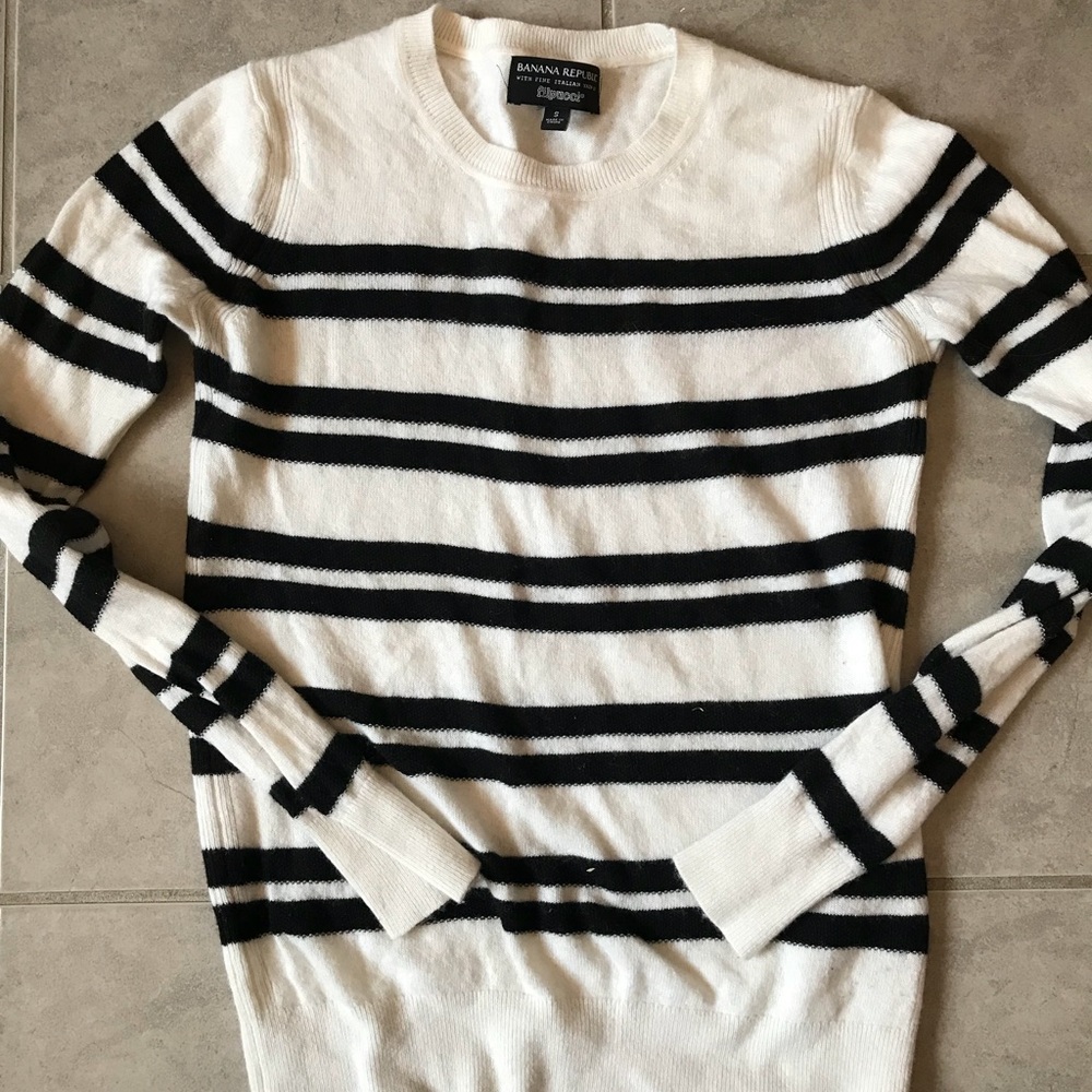 Black and white stripe wool sweater